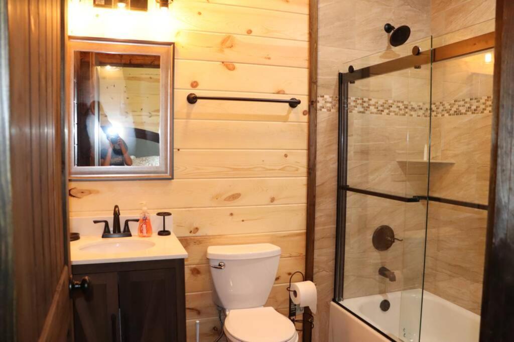 Chalet Village- Amazing Mountain Views - Piney Butt Place Gatlinburg Exterior foto