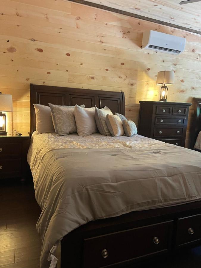Chalet Village- Amazing Mountain Views - Piney Butt Place Gatlinburg Exterior foto