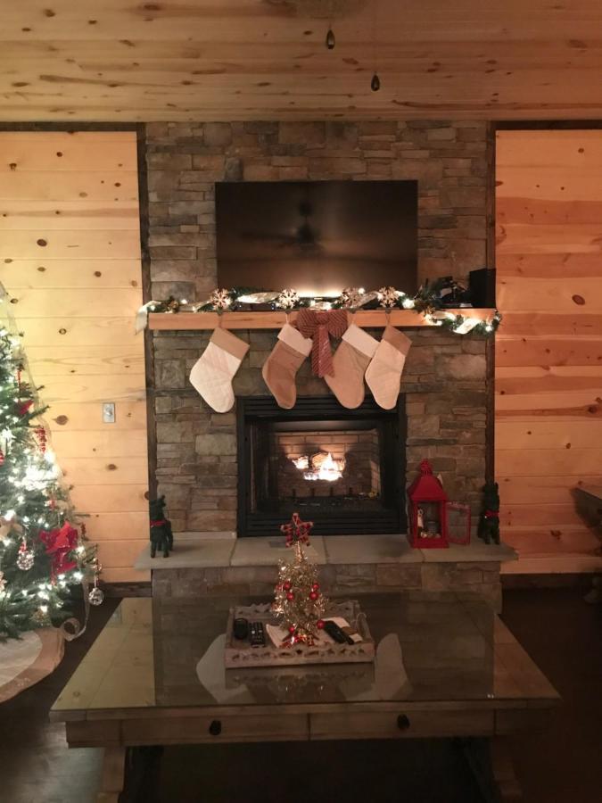 Chalet Village- Amazing Mountain Views - Piney Butt Place Gatlinburg Exterior foto
